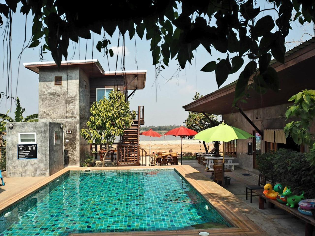 Nawiengkaeriverview Resort Mukdahan Exterior foto